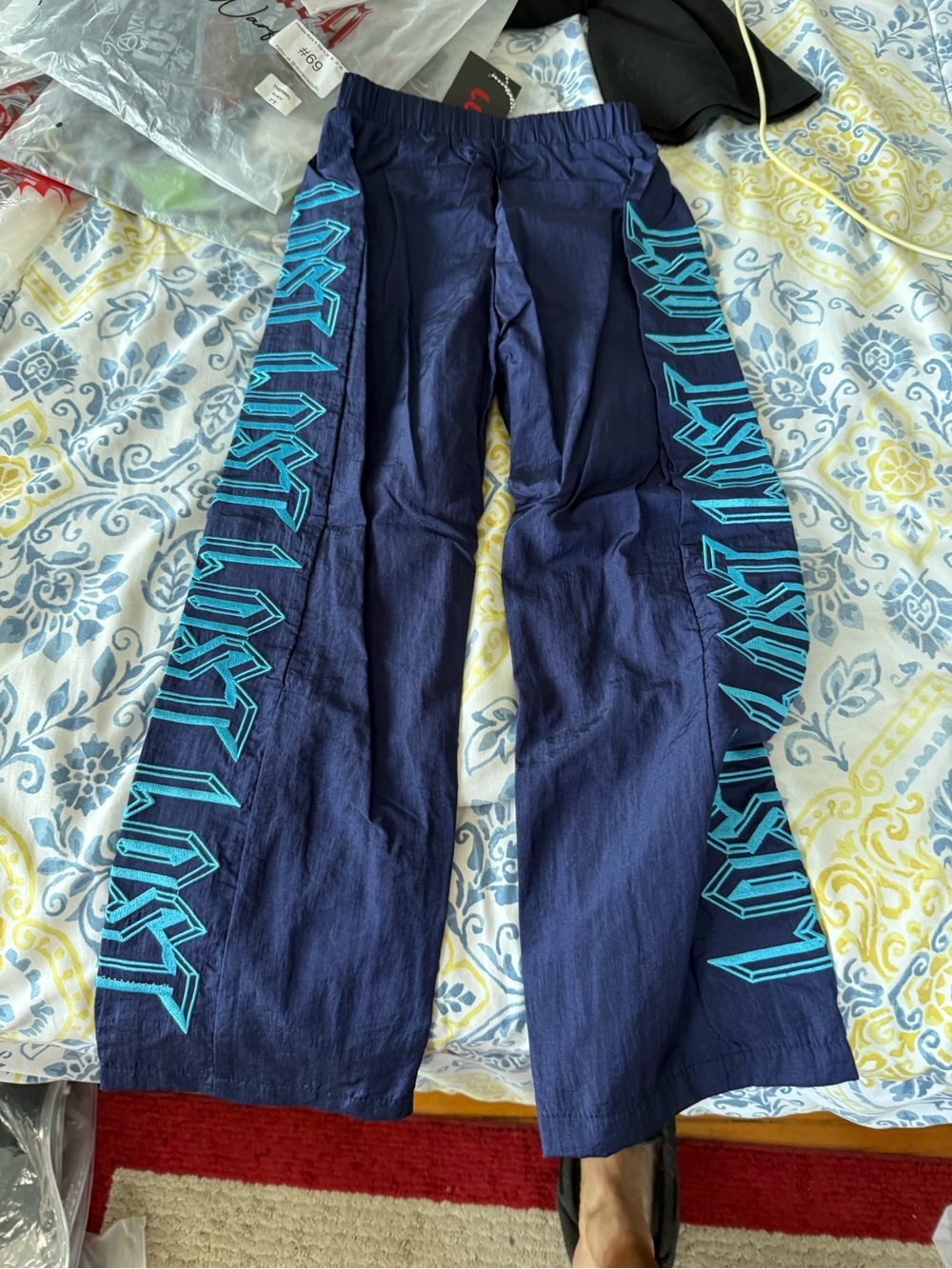 Lost Intricacy Kids Size 6 Navy Elastic Waist Shorts with Perforated Black Liner